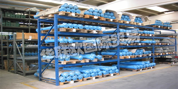 FLOVEX擁有適用于所有工業(yè)需求的各種熱交換器，他們的工廠設(shè)計(jì)和制造的產(chǎn)品適用于各種領(lǐng)域，從液壓到造船，從能源回收到石油和天然氣。